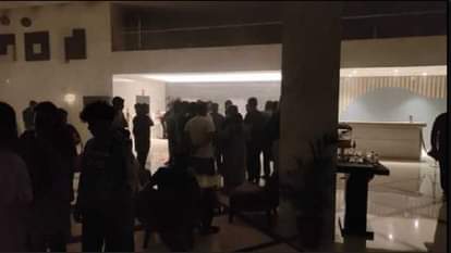 होटल में लगी आग