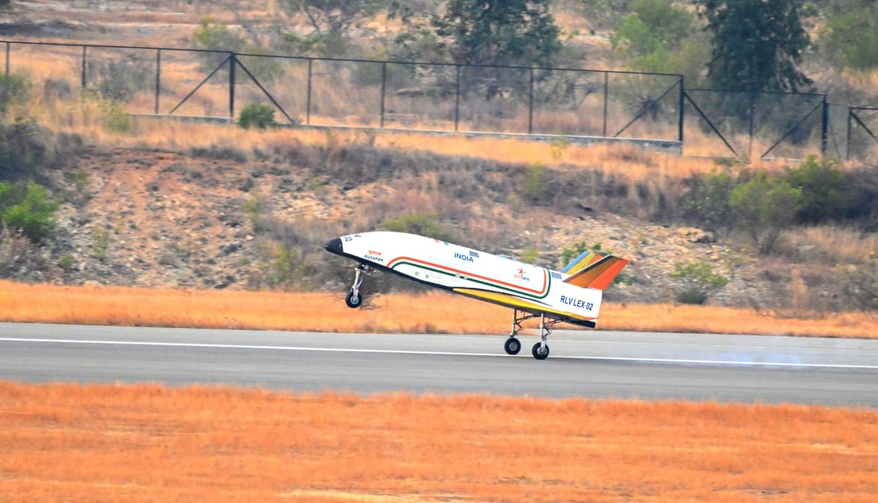 Isro reusable launch vehicle pushpak testing successful landed safely on aeronautical test range