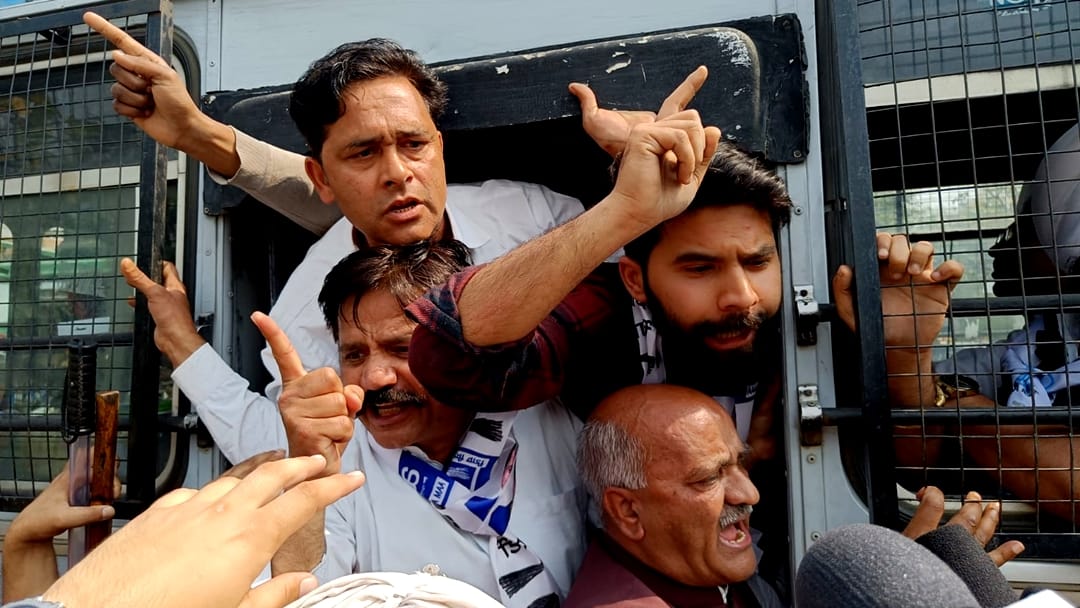Arvind Kejriwal Arrest: Aam Aadmi Party protest in Jammu and Srinagar police detained leaders