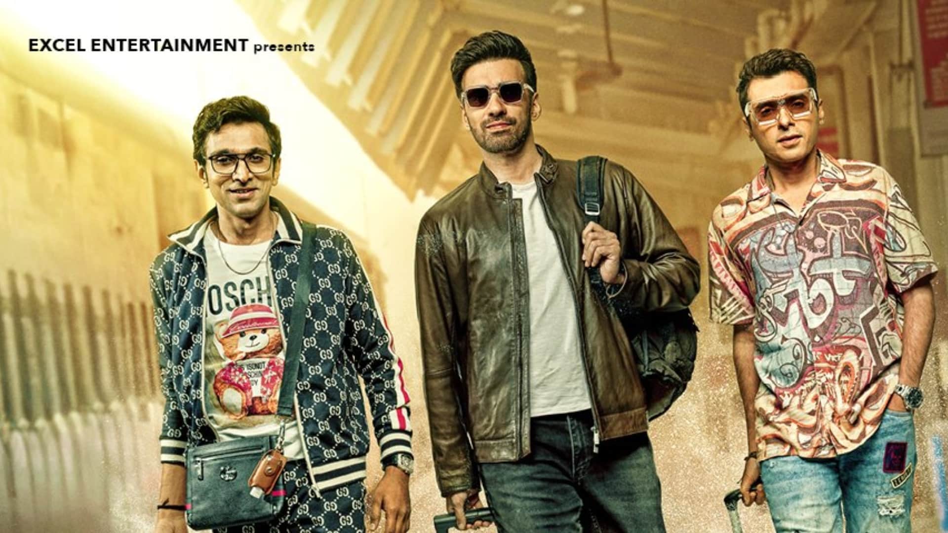 Box Office Collection Sunday Godzilla x kong Crew Swatantrya veer savarkar madgaon express Shaitaan earnings