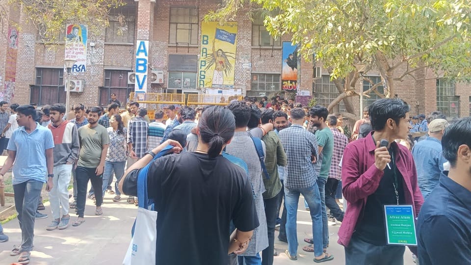 JNU Election Voting for JNU Students Union elections
