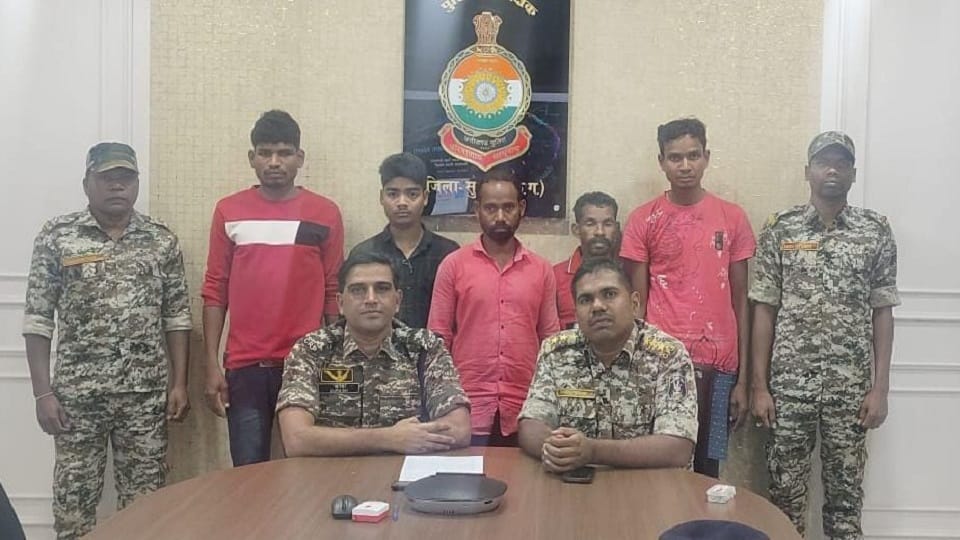 Five active Naxalites surrendered in Sukma