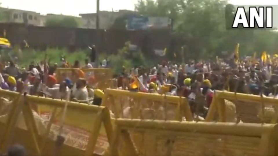 Aam Aadmi Party workers protested against arrest of Delhi CM Arvind Kejriwal in Mohali