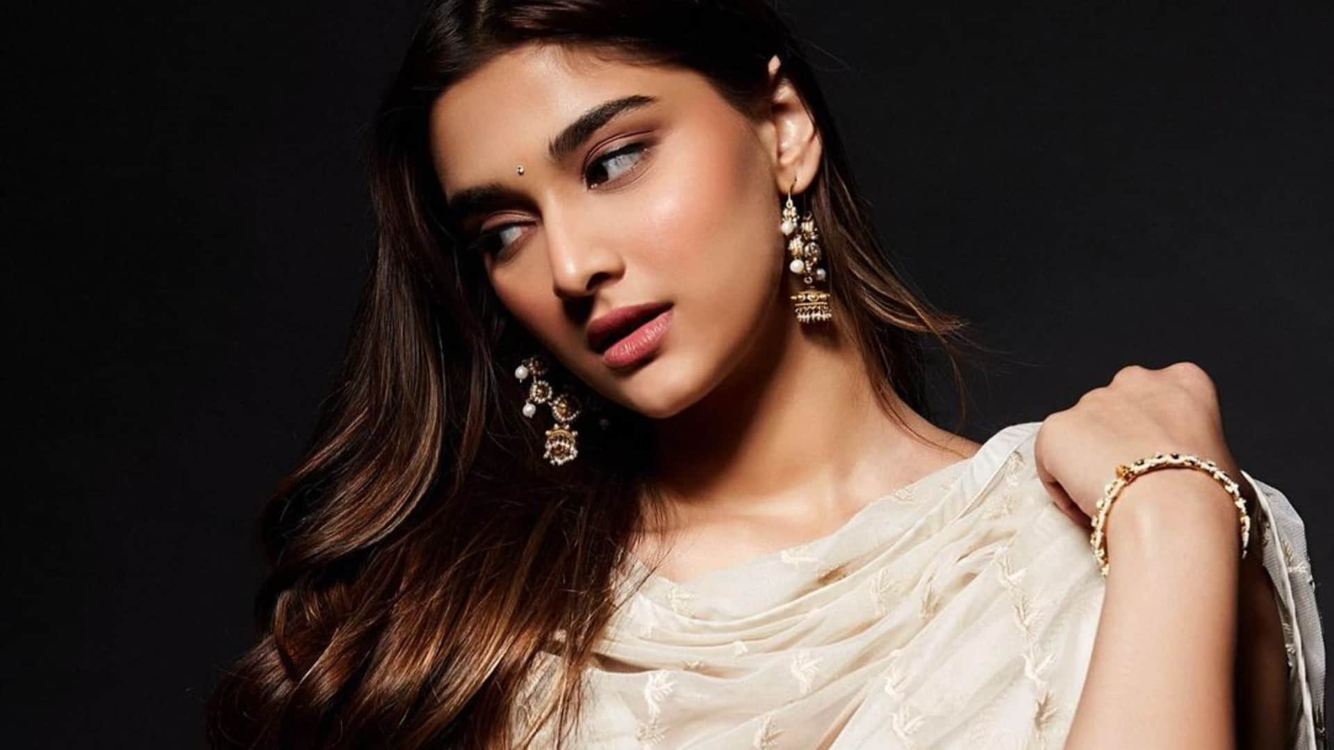 Saiee Manjrekar talks about her bond with Salman Khan said he is my support system and protective about me