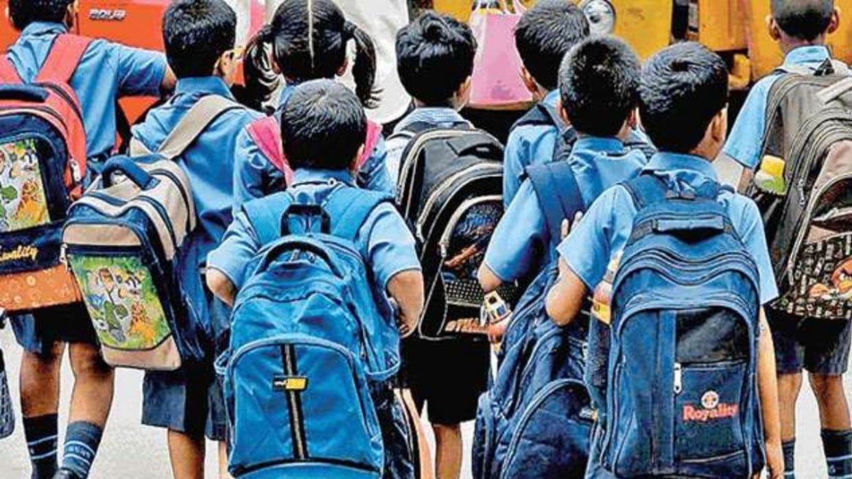 Basic Shiksha Parishad: 69 thousand students got their names removed from government schools