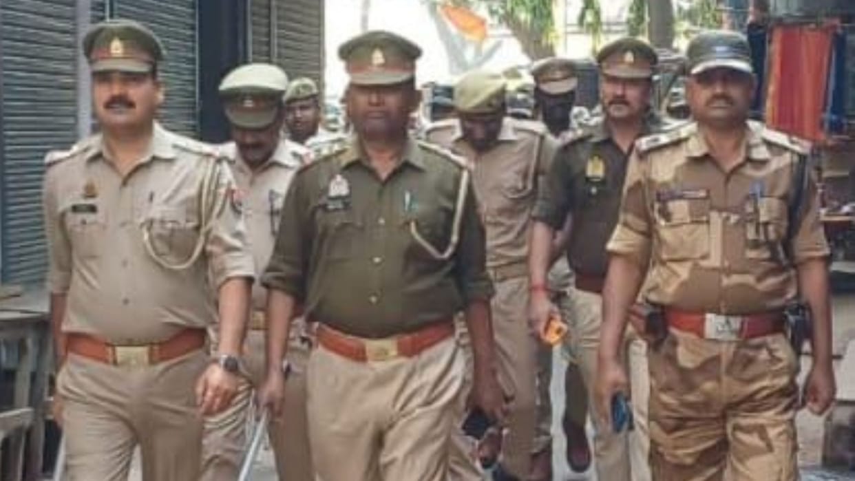 azamgarh police order DJ owner do not play nasty songs in holi festival