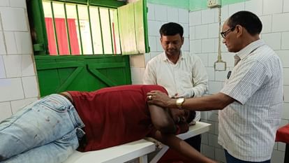 Vaishali News: बच्चों के गोली खेलने को लेकर दो पक्षों के बीच हुआ विवाद, जमकर हुई मारपीट, चली गोली, छह घायल Dispute between two parties regarding children playing bullets