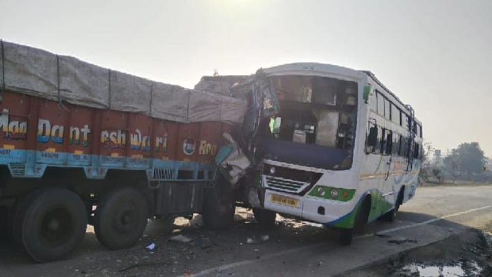 Heavy collision between passenger bus and truck in Korba