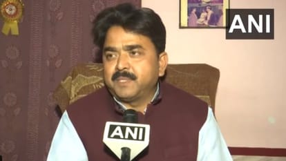 Madarsa Act: यूपी मदरसा बोर्ड के अध्यक्ष बोले- कोर्ट के फैसल का सम्मान करते हैं... आगे क्या करना है निर्णय करे Madarsa Act: UP Madrasa board chairman says we respect the decision and decide what we have to do.