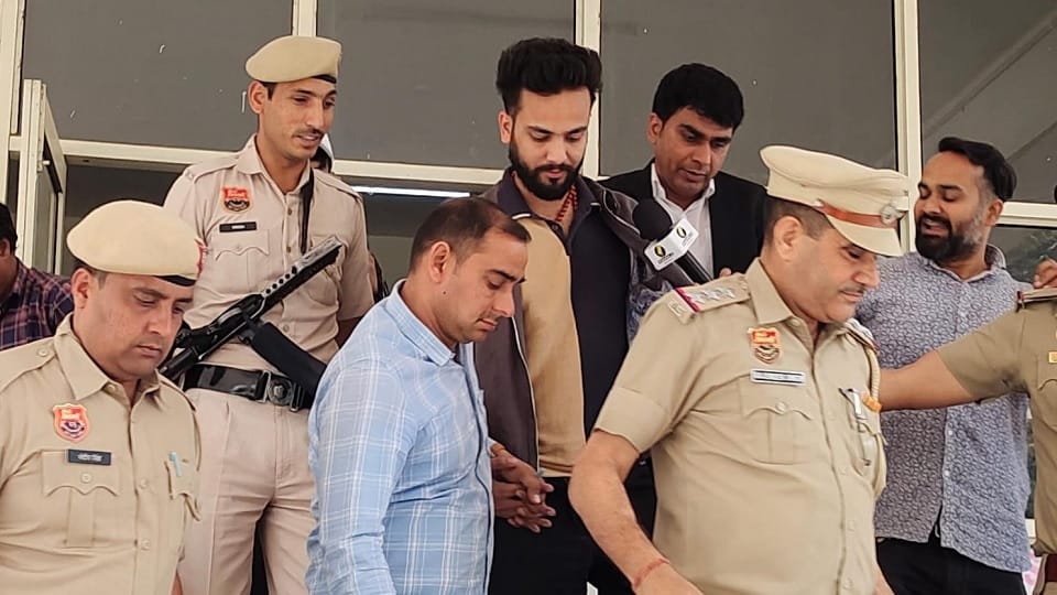 A Gurugram Court grants bail to YouTuber and Bigg Boss OTT 2 winner Elvish Yadav