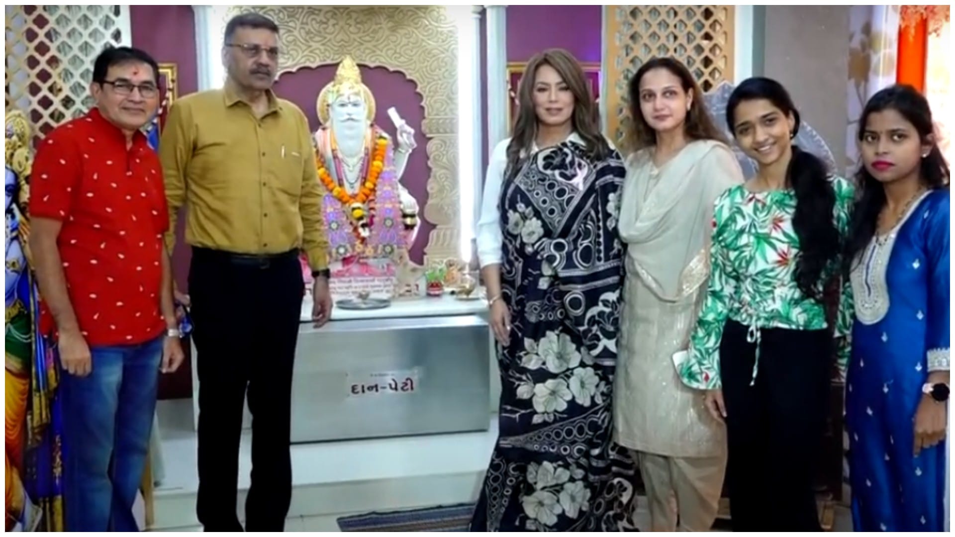 Mahima Chaudhry Conversation With Mumbai Women Police On Breast Cancer Awareness See Here Actress New Look