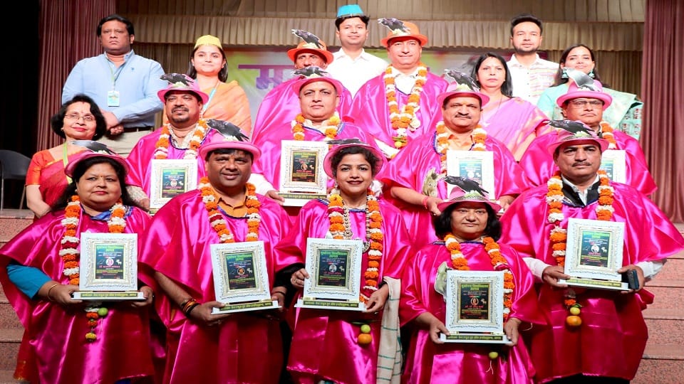 Convocation ceremony of Murkhanand University Gardabharaj worshipped encouragement was not by applause