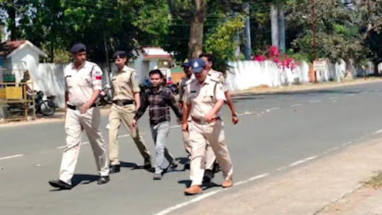 Umaria News Police arrested accused of betting in IPL