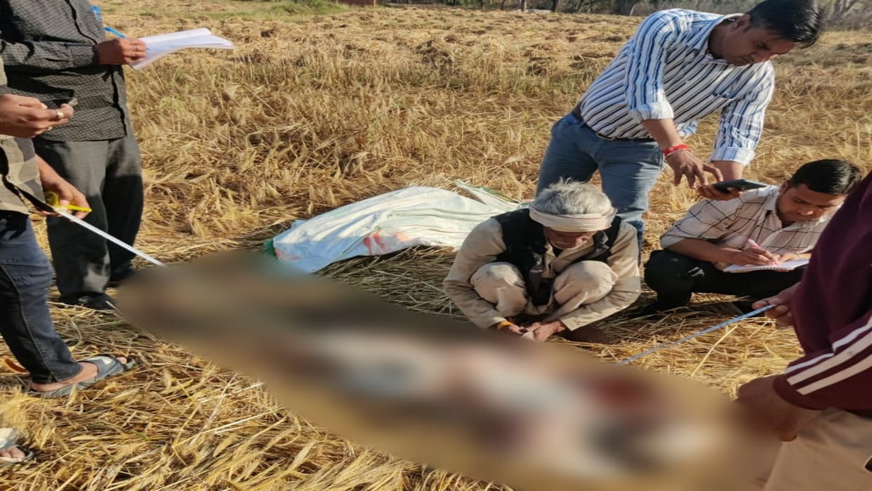 Tikamgarh Son murdered elderly father on suspicion of illicit relationship with his wife