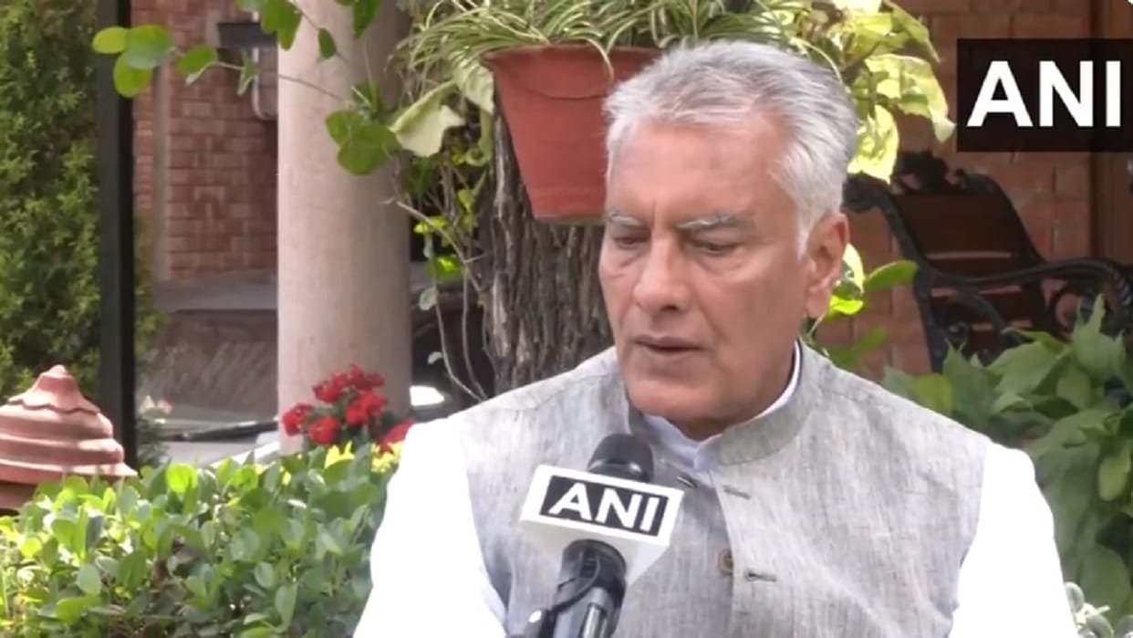 Punjab BJP President Sunil Jakhar said, Delhi model of liquor policy implemented in state, CBI investigating