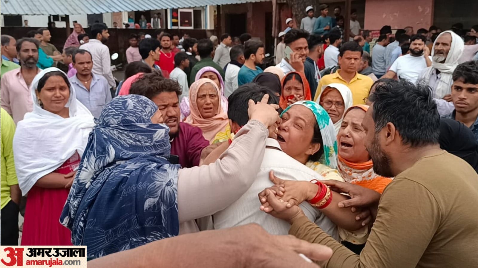 Furniture businessman father murdered by son in Pratapgarh