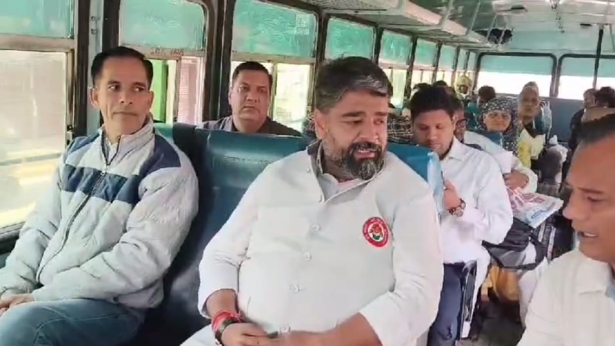 Transport Minister Aseem Goyal unique style, Reached Chandigarh in roadways bus from Ambala