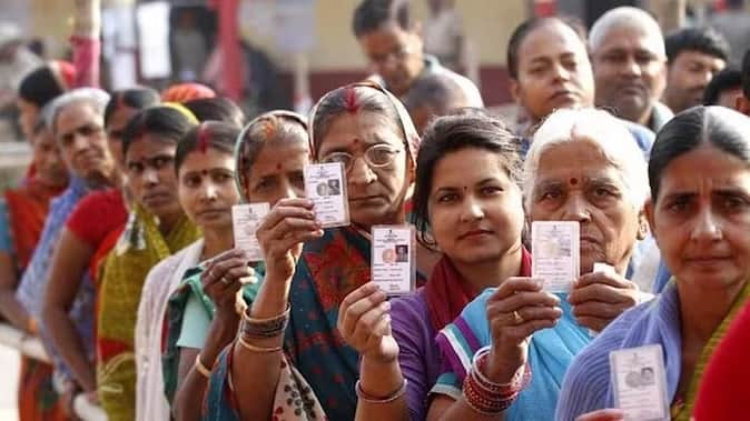 UP: unique record was made Sambhal seat 26 years ago, when Mulayam and DP Yadav had elections