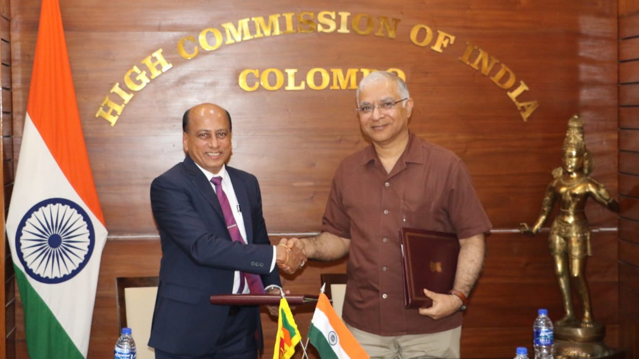 India provides more grants to build houses in Buddhist town of Sri Lanka