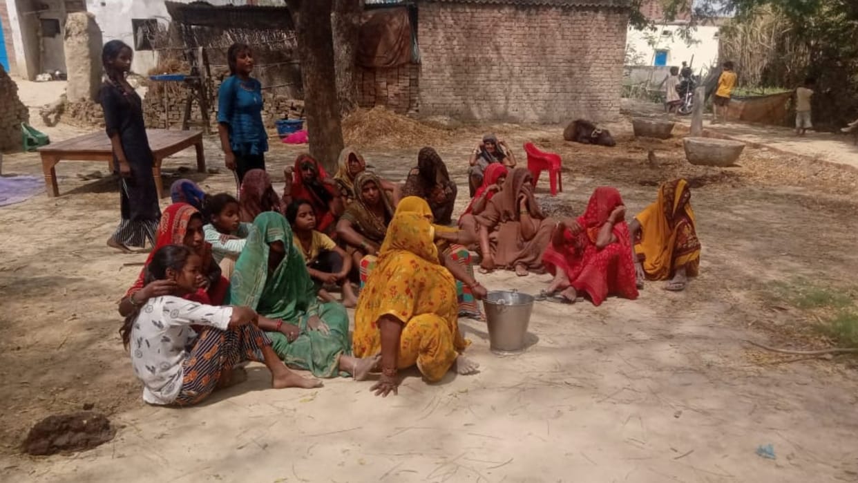 youth dead road accident and woman died during treatment in ballia