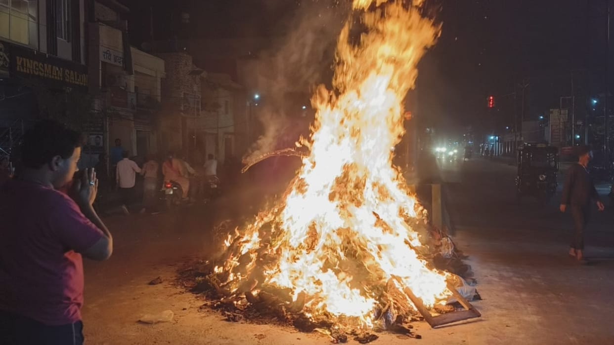 Holika Dahan per rituals in Varanasi, people congratulated each other on Holi