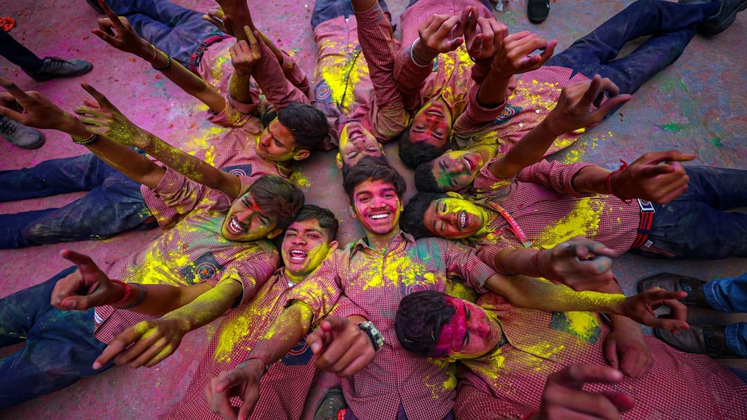 Jammu This time Holi in political colors masks sold color refill gun and color spray sold