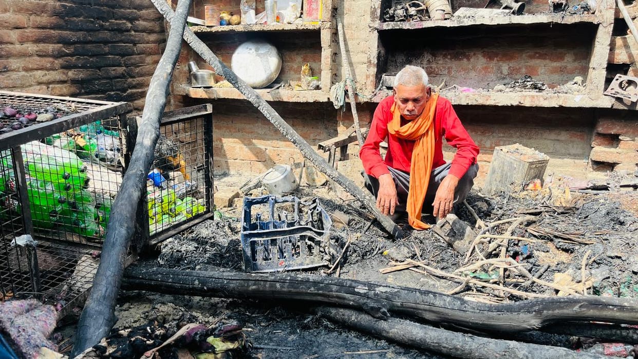 Fire broke out in the house due to leakage in the cylinder, , sister died and brother seriously injured