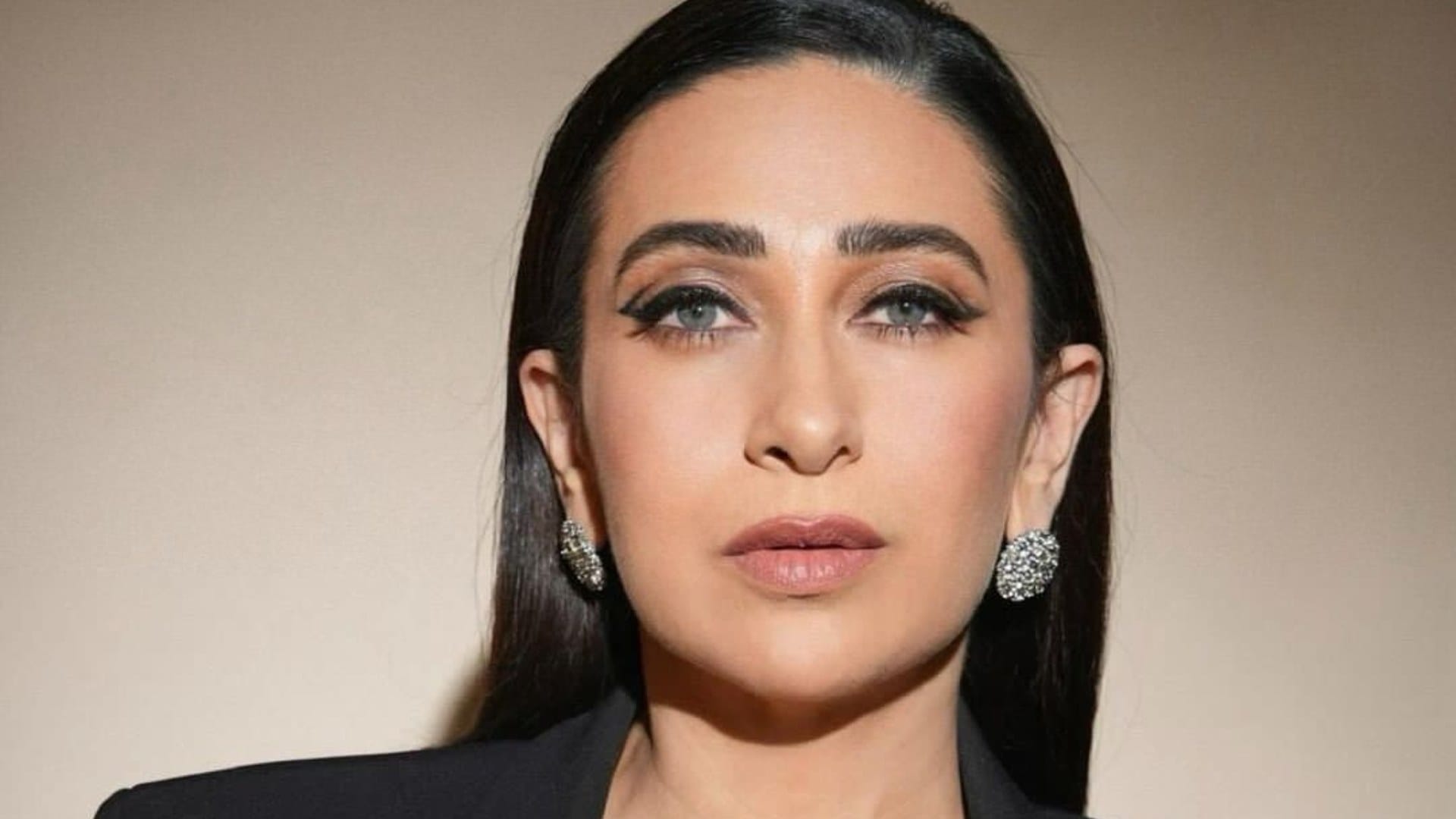 Murder Mubarak star Karisma Kapoor reveals how her name were mispronounce for years click here to know details