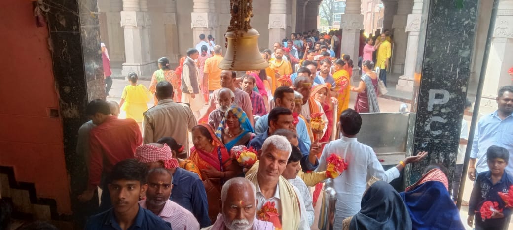 Maa Vindhyavasini Temple Visited devotees on Phalgun month 2024