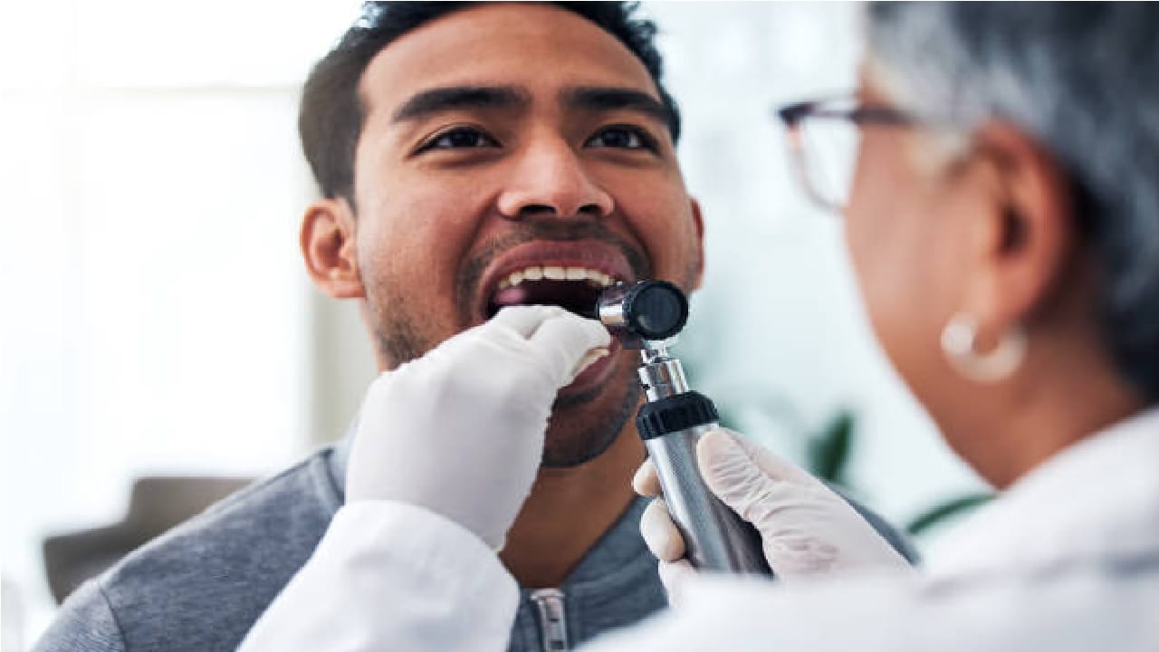 flavoured lollipop will help diagnose oral cancers at earlier stages know mouth cancer risk in india