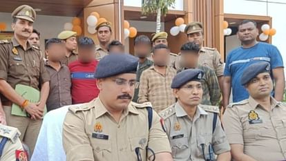 Police arrested six robbers who robbed businessman in Agra