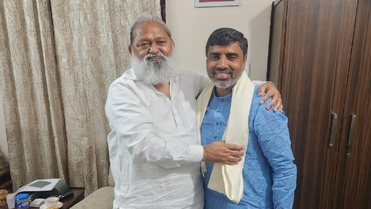 process of ministers meeting Anil Vij continues in Haryana, Panchayat Minister Mahipal Dhanda also took blessi
