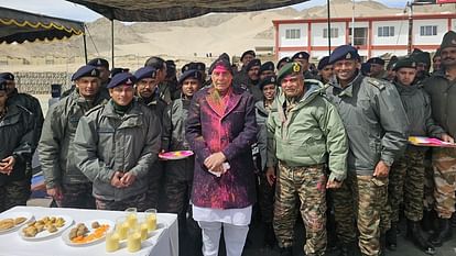 holi 2024 in jammu kashmir ladakh celebrates jawans on ib loc lac Rajnath Singh addresses Armed Forces personn