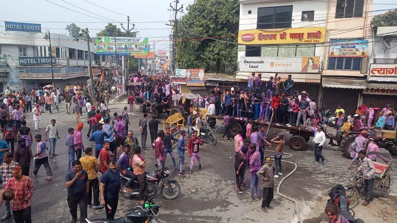 Huliyare dance in Ram Baraat in Bareilly