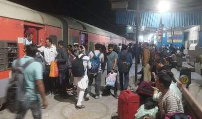 Holi 2024: Crowd of passengers gathered in roadways buses and trains going from Uttarakhand