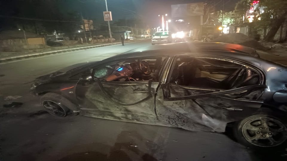 Three death when car collides with dustbin in haldwani