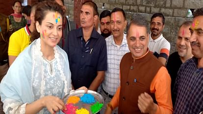 Kangana political debut raises political temperature in Himachal Kangana played Holi with BJP MLA and workers