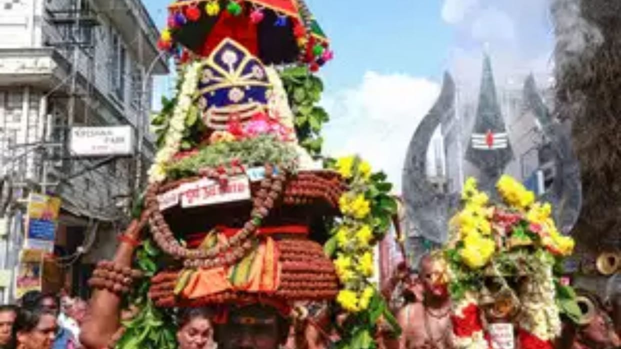 Five-year-old girl dies after being crushed by ceremonial chariot during festival at Kerala