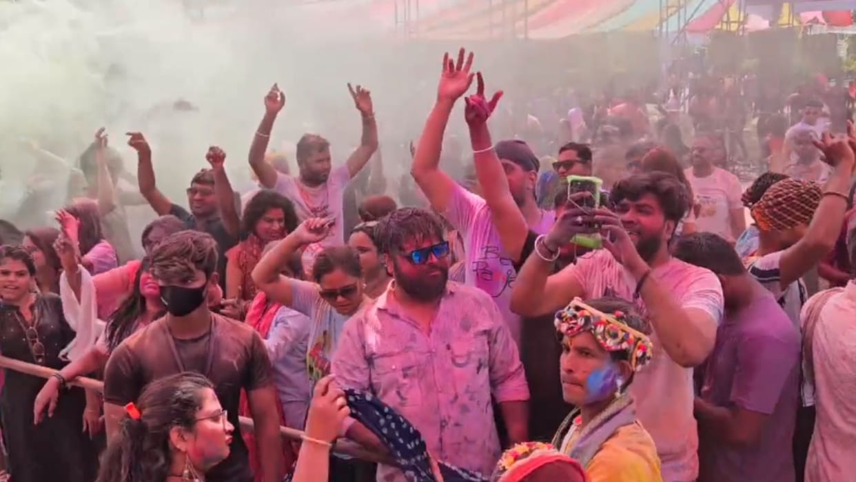 Holi holiday declared on March 26 in Nainital district