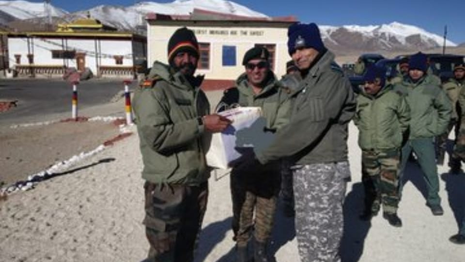 Western Air Command chief Pankaj Mohan Sinha visited forward posts in Ladakh