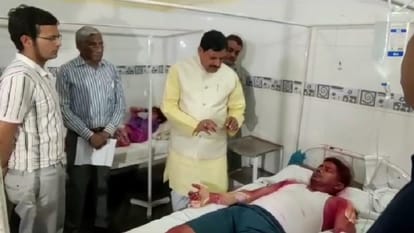 Madhya Pradesh Ujjain Mahakal Temple Bhasma Aarti Fire incident several injured news and updates