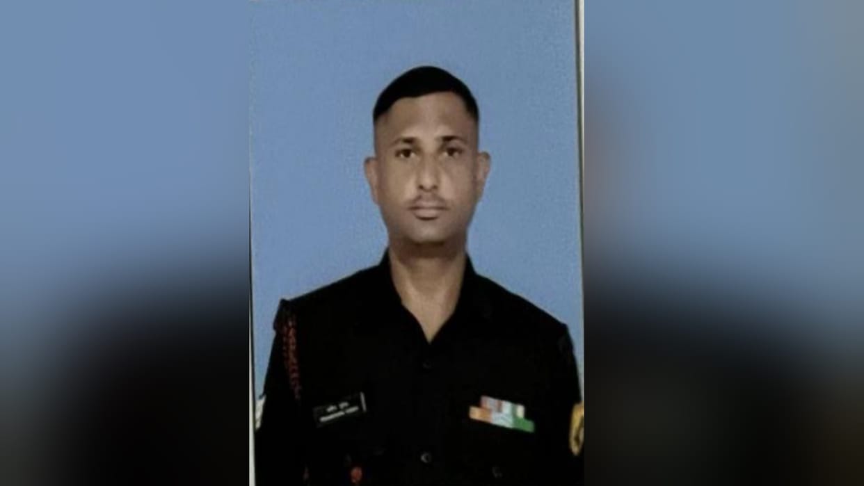 Baghpat: Havildar Dharmendra of Jat Regiment died during treatment in Delhi hospital