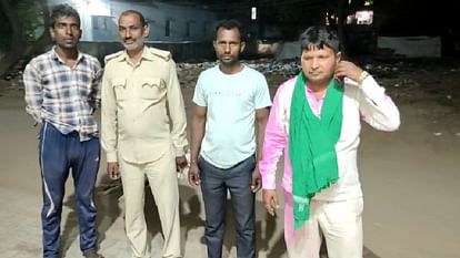 Bihar News: रेलवे ट्रैक पार कर रहे अधेड़ व्यक्ति की ट्रेन से कटकर मौत, मातम में बदलीं होली की खुशियां Bhojpur News: Middle-aged man crossing railway track died after being hit by train