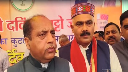 Jairam thakur saidCongress is a sinking ship, from which everyone wants to jump in time.