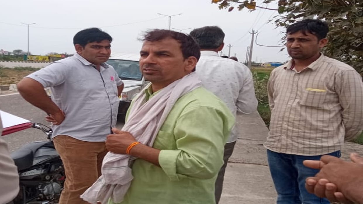 Incident in Rohtak: lakhs rupees looted from collection company employee near Hasangarh, accused came on bike