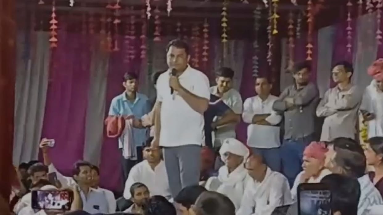 Dausa News: Naresh Meena, angry at not getting the ticket, said - Murari should also return the ticket