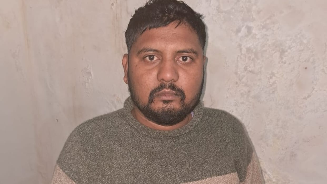 Action against smack smuggler Nadeem Munna under Pitt NDPS in Bareilly