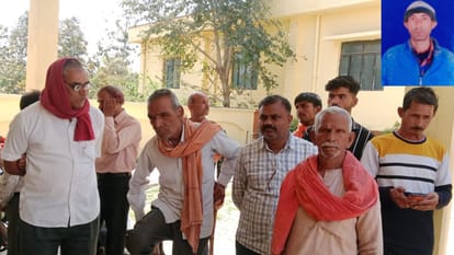 सोनभद्र में युवक की हत्या: साथ में बैठकर पी शराब, फिर सिर कूचकर उतारा मौत के घाट; खेत में खून से लथपथ मिला शव young man murdered by beheading and body thrown in field at Sonbhadra