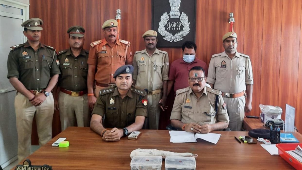 UPSC aspirant theft for debauchery