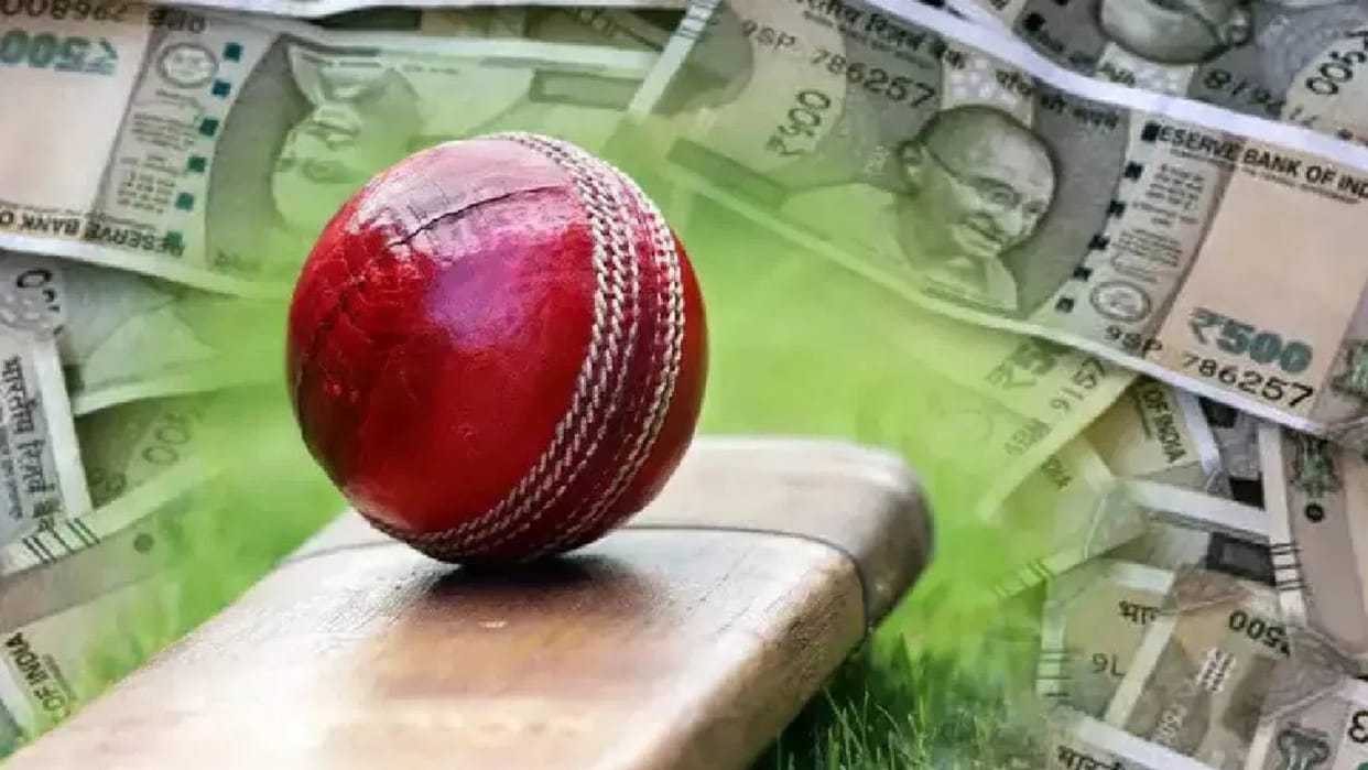 IPL 2024: As soon as IPL starts, bookies spread their net, now bets on toss also